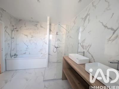 Appartement - 110 m² - 4 pièces