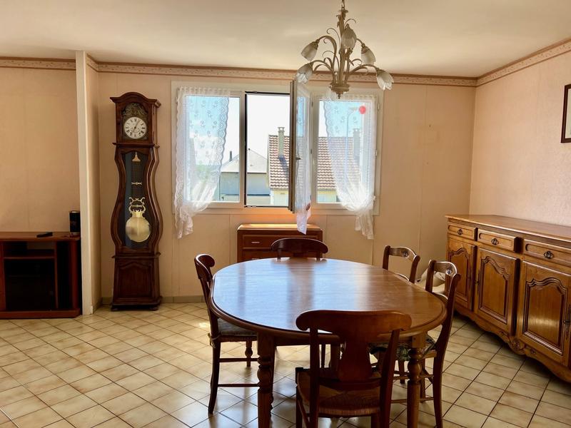 Maison - 120 m² - 4 pièces