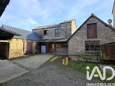 Maison - 220 m² - 10 pièces