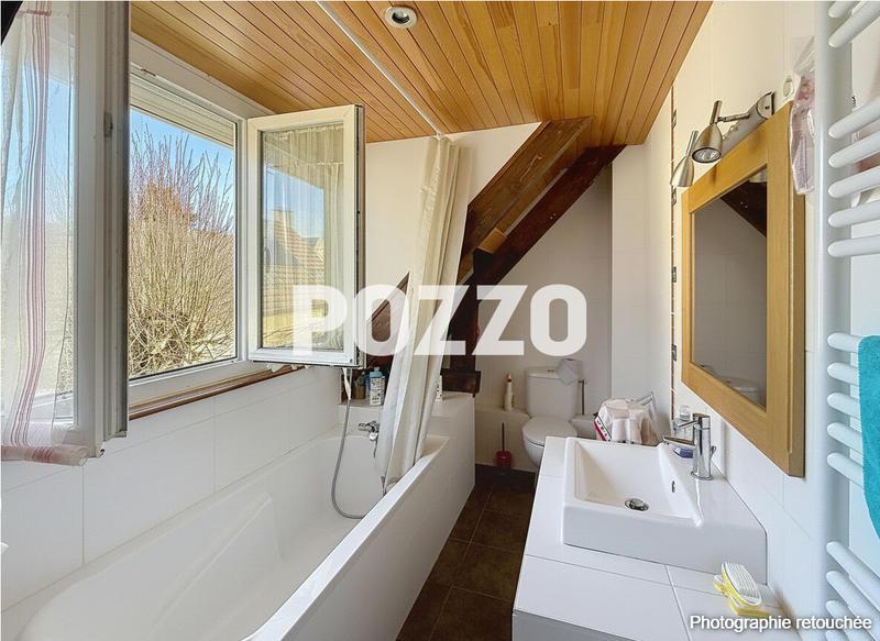 Maison - 97 m² - 5 pièces