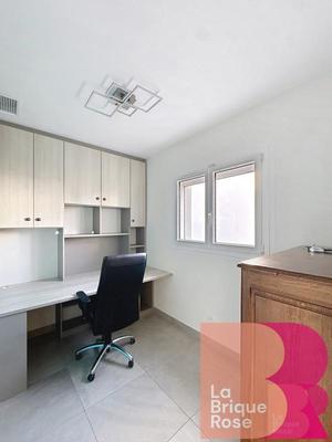 Maison - 200 m² - 9 pièces