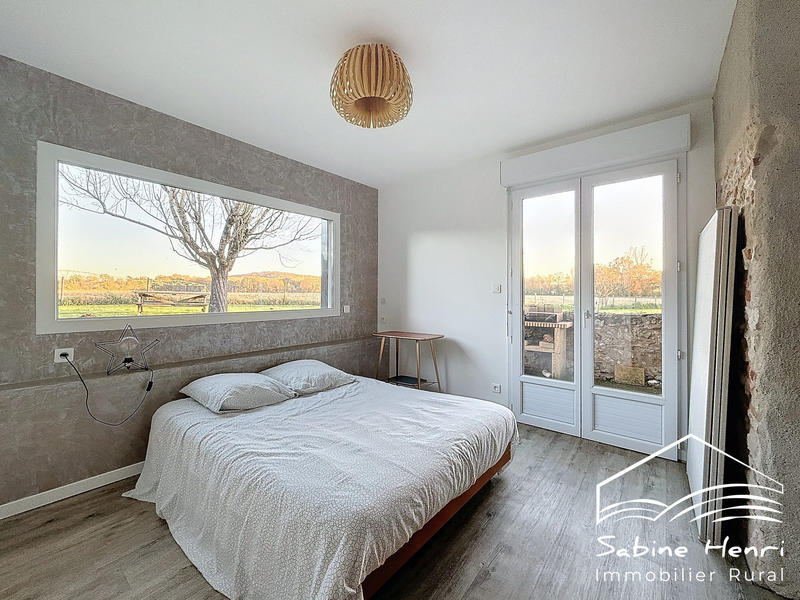 Maison - 354 m² - 10 pièces