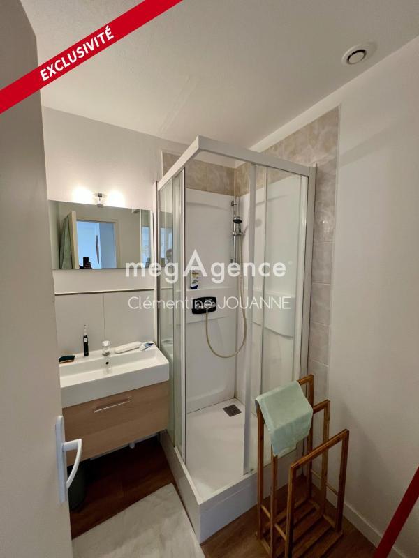 Appartement - 280 m² - 19 pièces