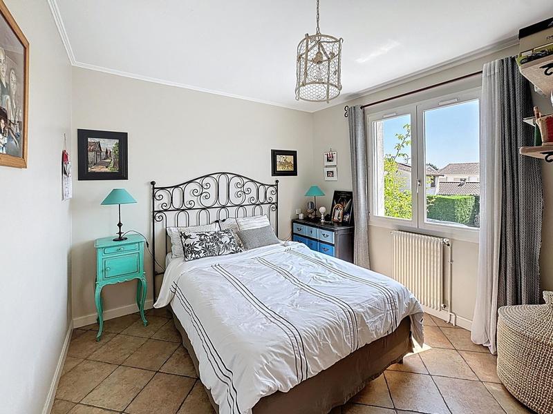 Maison - 186 m² - 7 pièces