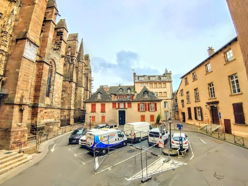 Appartement - 160 m² - 6 pièces