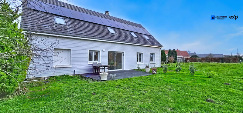 Maison - 260 m² - 12 pièces