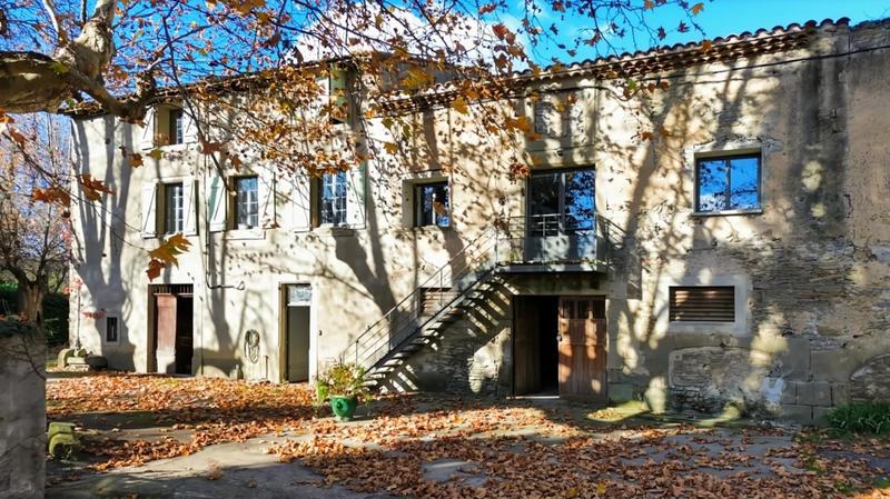 Maison - 400 m² - 15 pièces