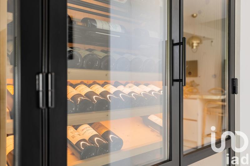 Maison - 300 m² - 7 pièces