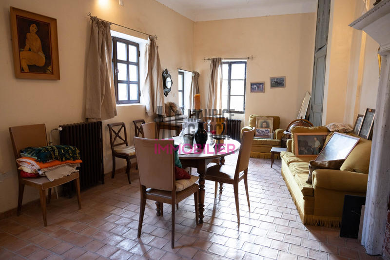 Maison ancienne - 222 m² - 8 pièces