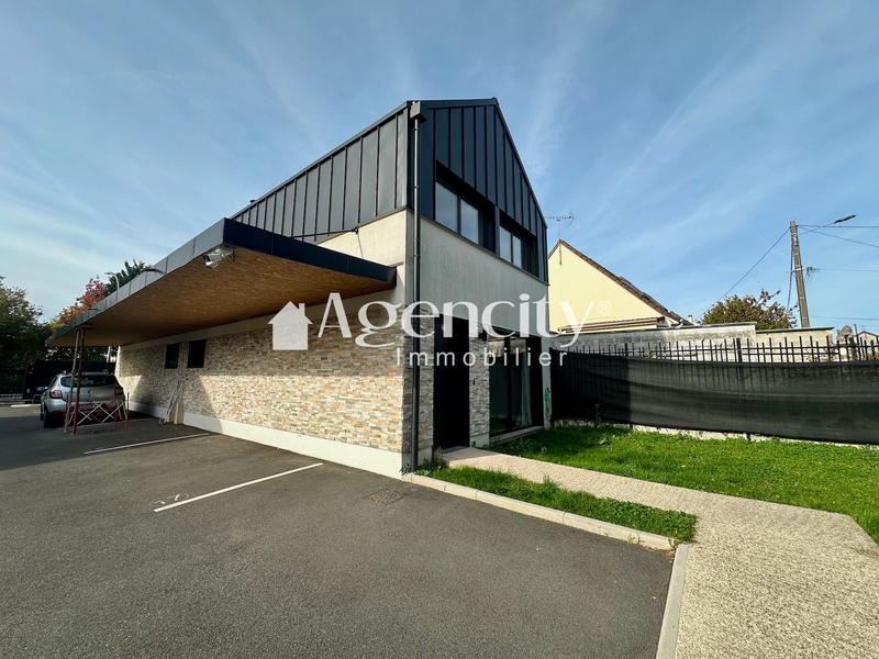 Maison - 81 m² - 4 pièces