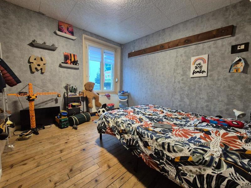 Maison - 186 m² - 6 pièces