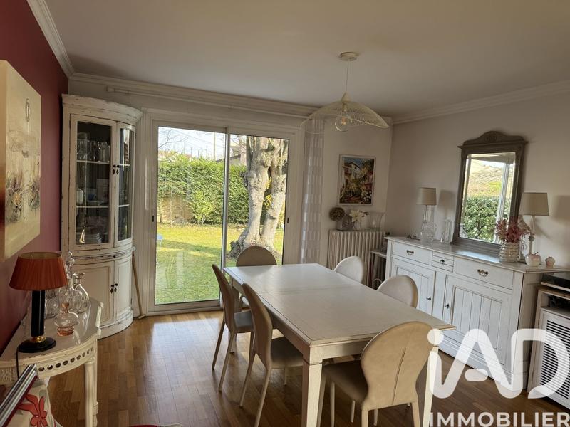 Maison - 175 m² - 8 pièces