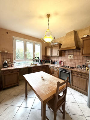 Maison - 102 m² - 5 pièces