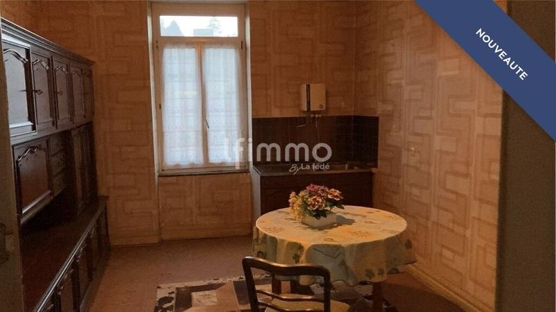 Maison - 288 m² - 9 pièces