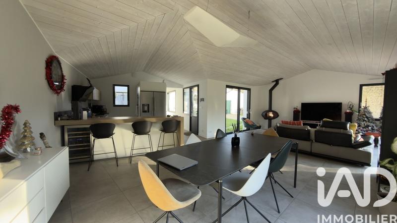Maison - 140 m² - 5 pièces