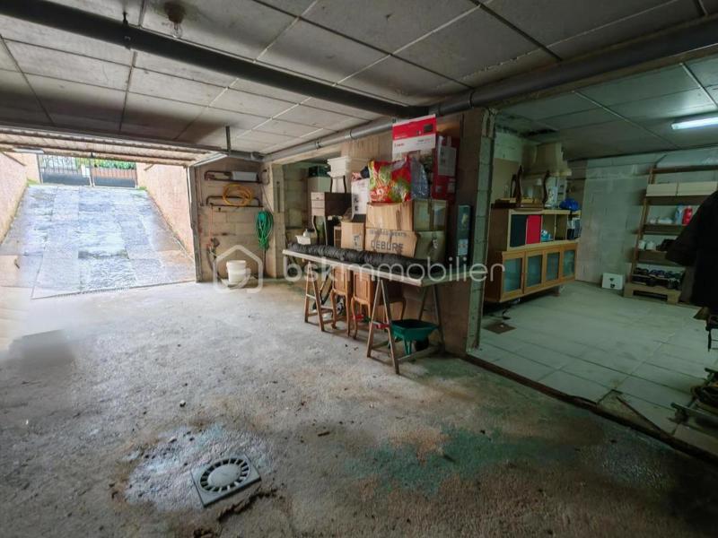 Maison - 91 m² - 6 pièces