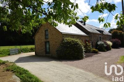 Maison - 340 m² - 15 pièces