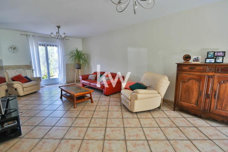 Maison - 140 m² - 6 pièces