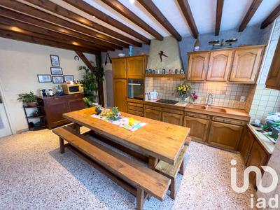 Maison - 229 m² - 8 pièces