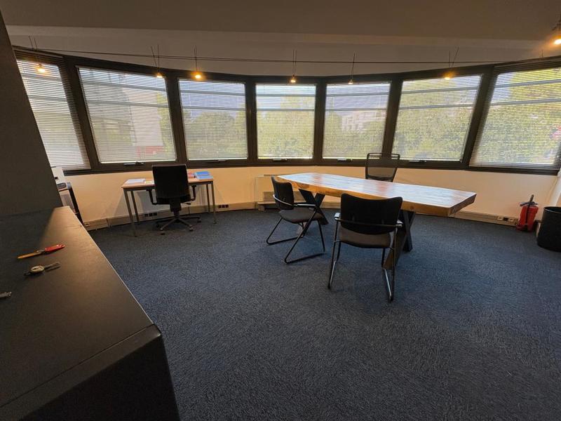 Bureau - 23 m² - 1 pièce