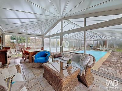 Maison - 200 m² - 6 pièces