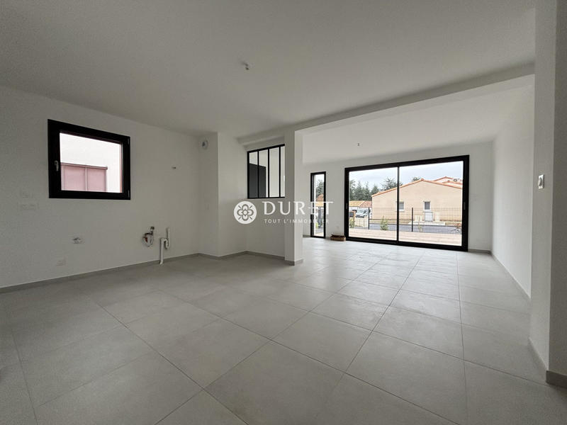 Maison - 83 m² - 5 pièces