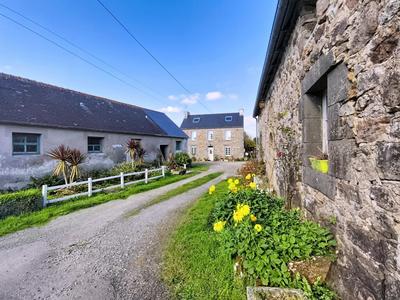 Corps de ferme - 104 m² - 6 pièces