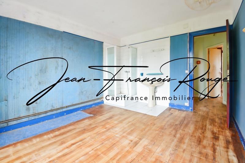 Local commercial - 230 m² - 12 pièces