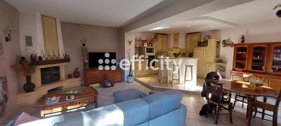 Maison - 114 m² - 4 pièces