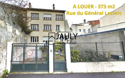 Local commercial - 373 m²