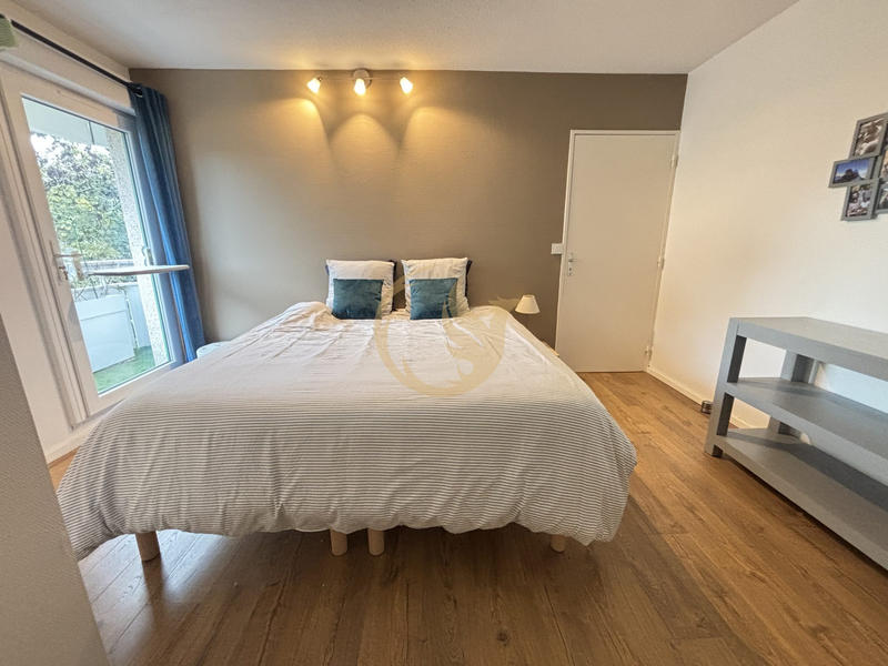 Appartement - 96 m² - 5 pièces