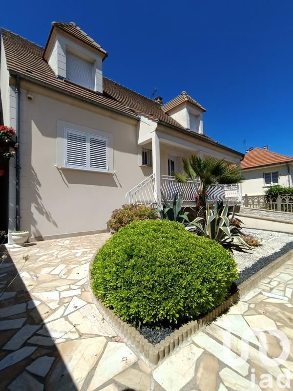 Maison - 120 m² - 5 pièces