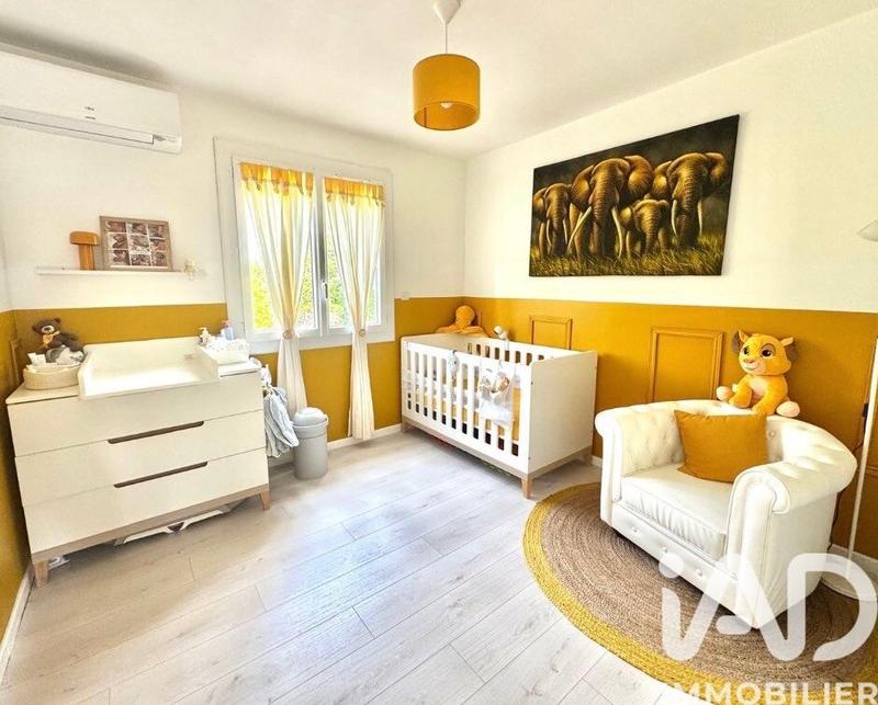 Maison - 95 m² - 4 pièces