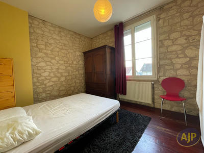 Maison - 96 m² - 5 pièces