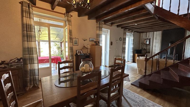 Villa - 153 m² - 6 pièces