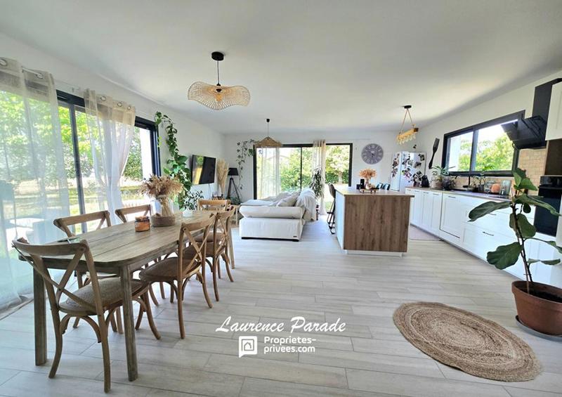 Maison - 110 m² - 6 pièces