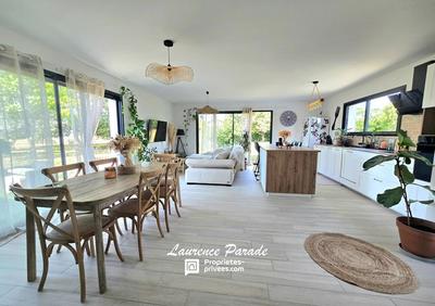 Maison - 110 m² - 6 pièces