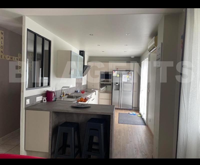 Maison - 145 m² - 6 pièces