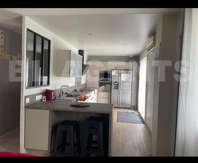 Maison - 145 m² - 6 pièces