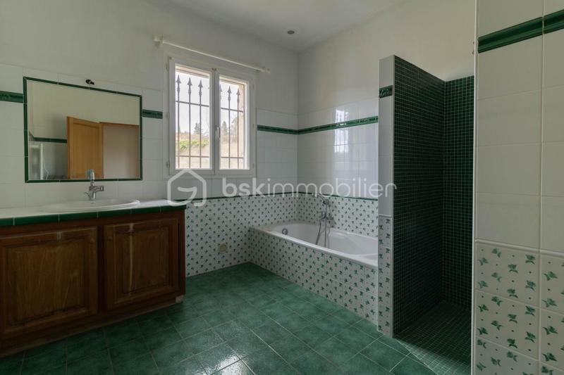 Villa - 183 m² - 7 pièces