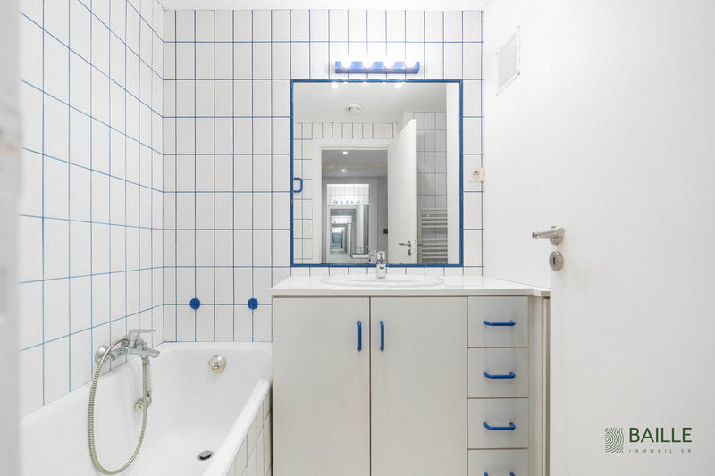 Appartement - 170 m² - 6 pièces