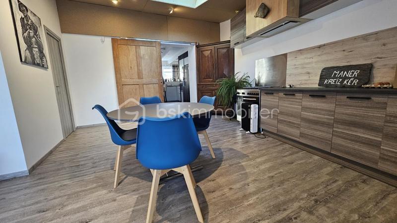 Maison ancienne - 185 m² - 7 pièces