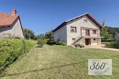 Maison - 82 m² - 3 pièces