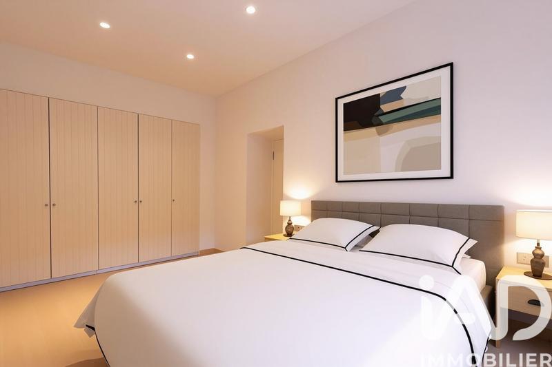 Maison - 208 m² - 8 pièces