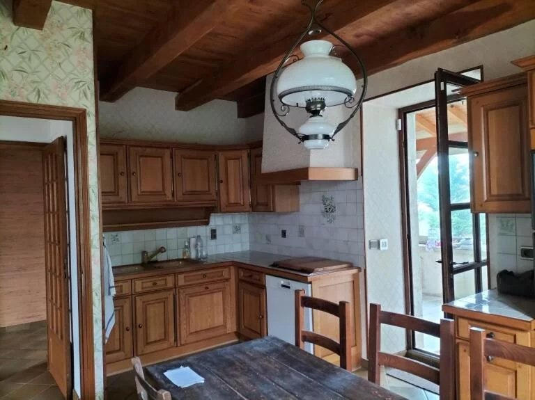 Maison - 105 m² - 4 pièces