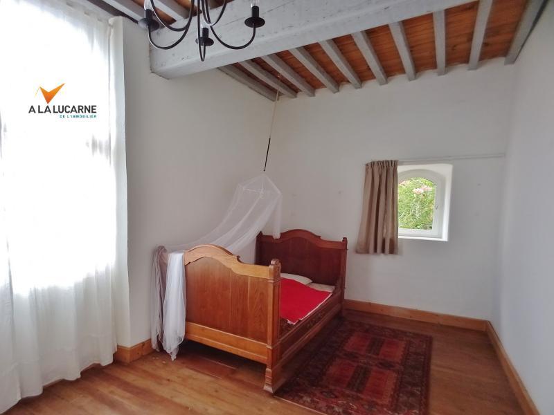 Maison - 255 m² - 9 pièces