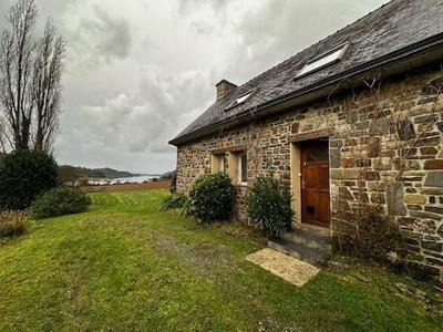 Maison traditionnelle - 70 m² - 3 pièces