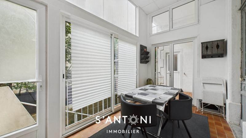 Appartement - 81 m² - 3 pièces