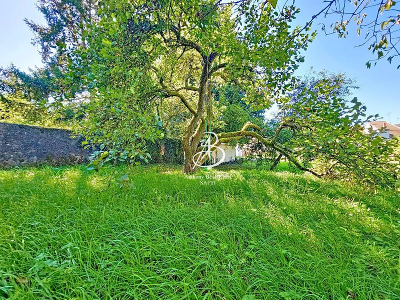 Maison - 245 m² - 6 pièces