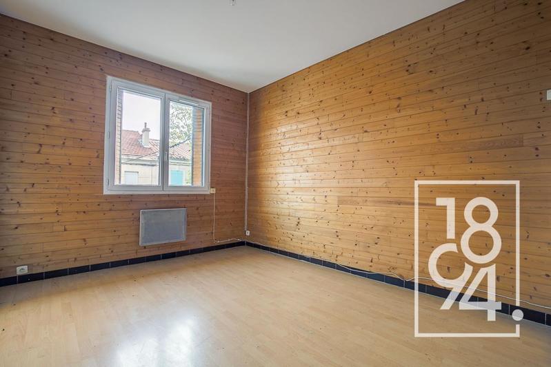 Immeuble - 120 m² - 5 pièces